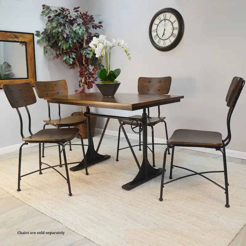 Mesa de manivela de altura regulable con base industrial