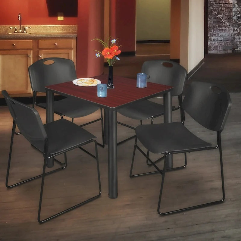 Juego de mesa cuadrada de 76 cm para sala de descanso con 4 sillas apilables